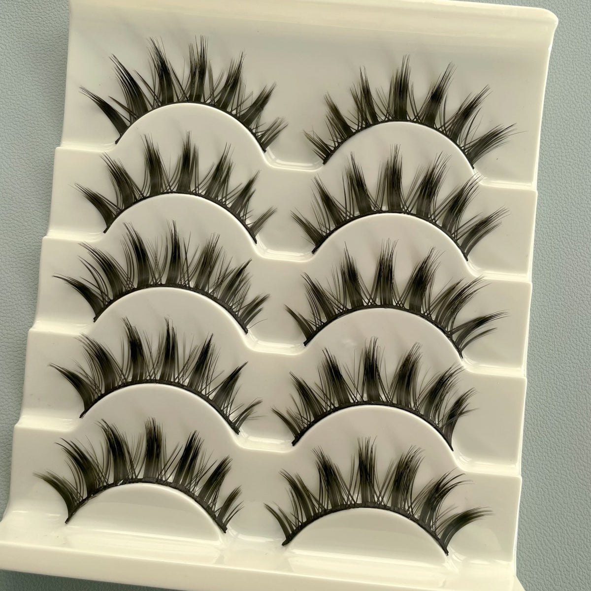 Devilish Cartoon Bushy Black Terrier False Eyelashes 8-12mm
