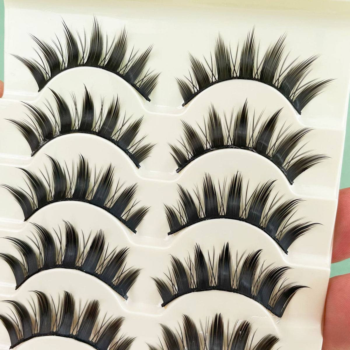 Devilish Cartoon Bushy Black Terrier False Eyelashes 8-12mm