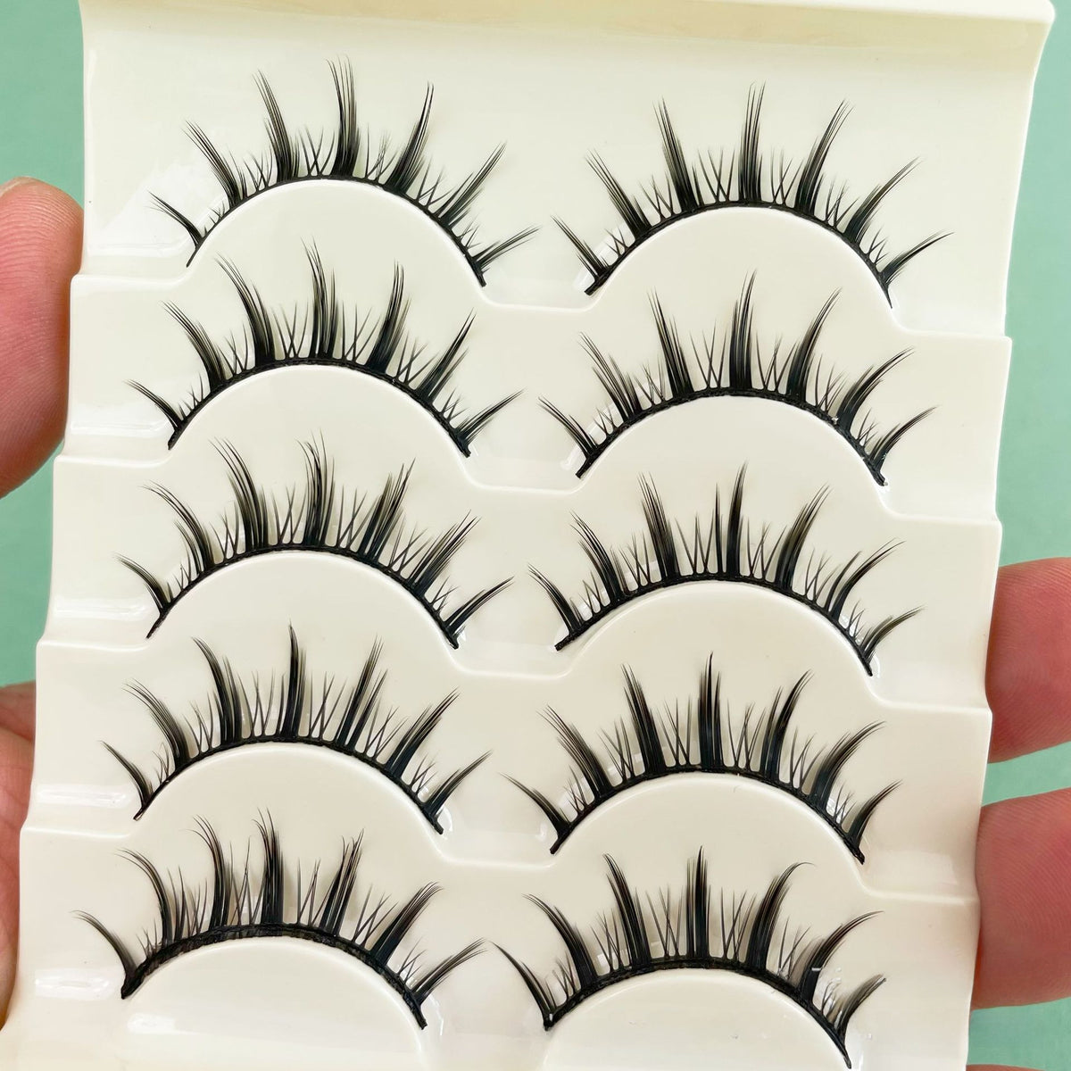 Devilish Cartoon Bushy Black Terrier False Eyelashes 8-12mm