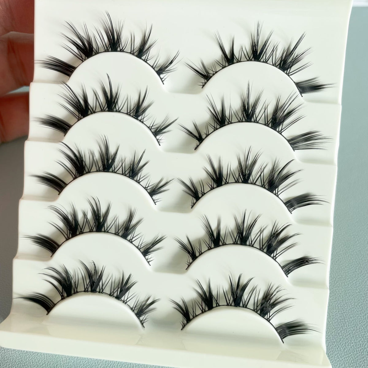 Devilish Cartoon Bushy Black Terrier False Eyelashes 8-12mm
